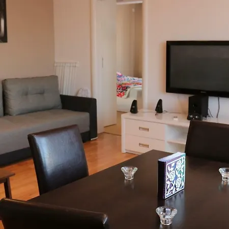New City Apartment *